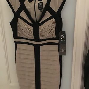 Jax form fitting scuba dress with sliming  detail